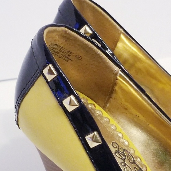 Naughty Monkey | Women's Multi-Color Studded Heels or Pumps (Size 6) - Picture 5 of 9